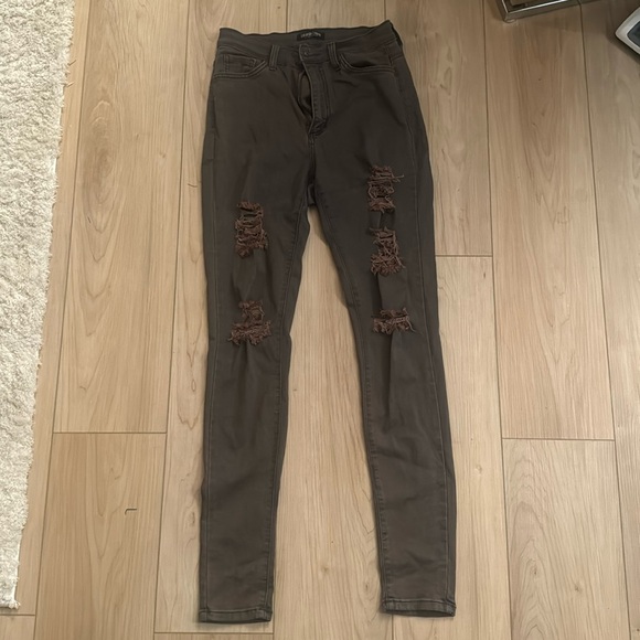 Fashion Nova Ripped Skinny Jeans - Picture 1 of 3